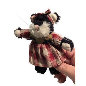 Boyd’s Bear Espresso Frisky Cat